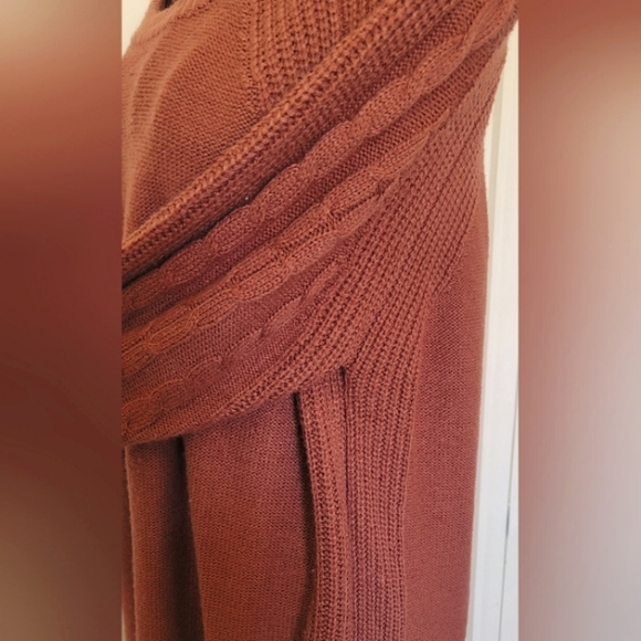 LuLaRoe Long Sleeve Dress in Rust - Picture 5 of 6